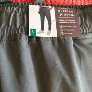 Berkley Jensen Men's Gray Stretch Jogger Pants